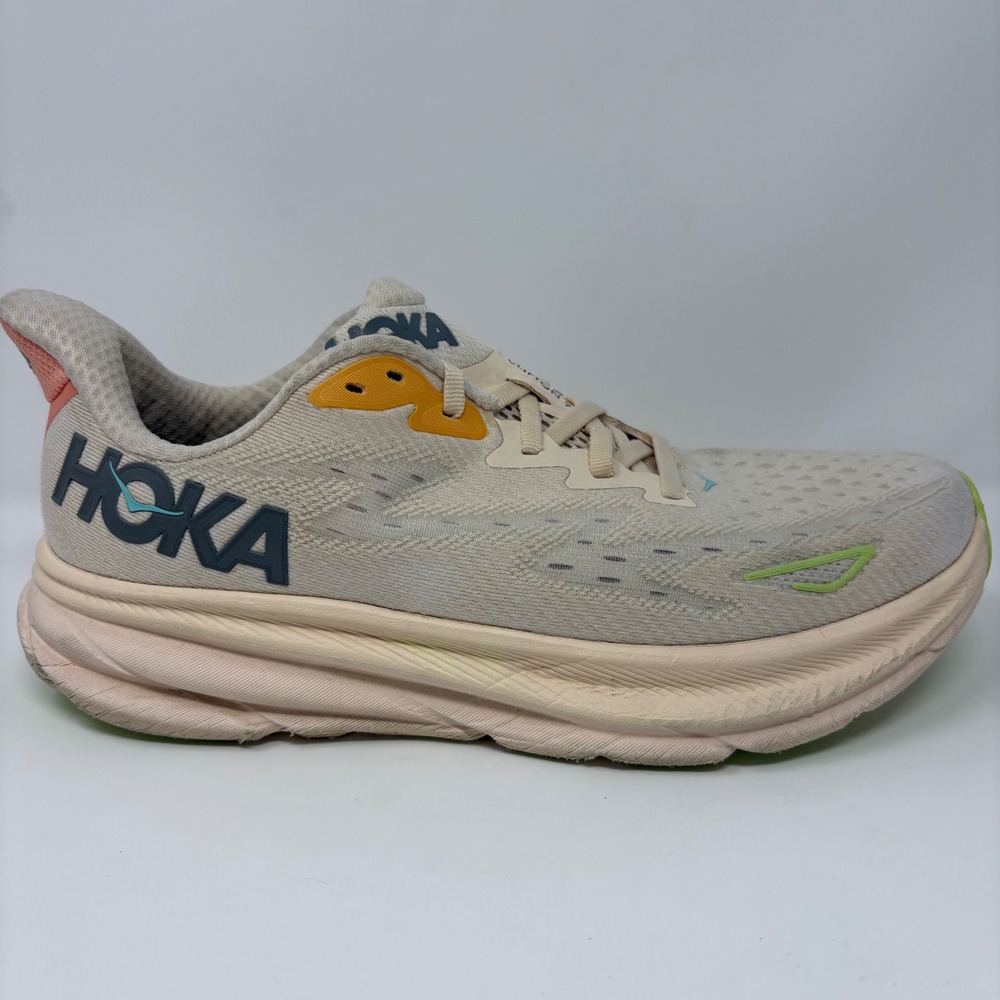 Hoka Clifton 9 Womens Size 9.5 Vanilla Cream Grey Running Shoes (1127896 VLS)
